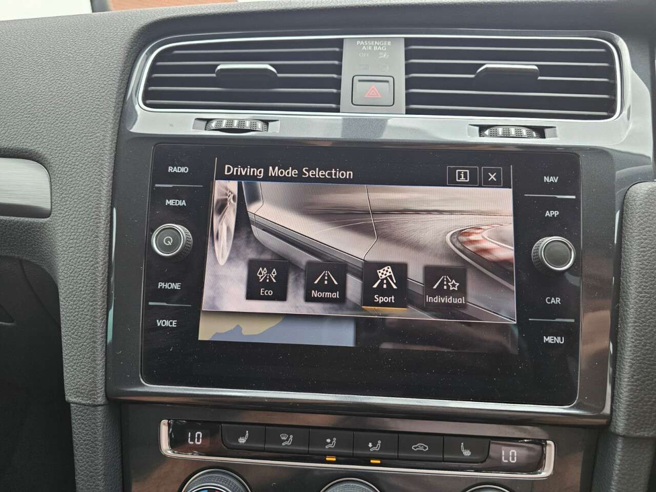 2019 VOLKSWAGEN GOLF 2019 VOLKSWAGEN GOLF