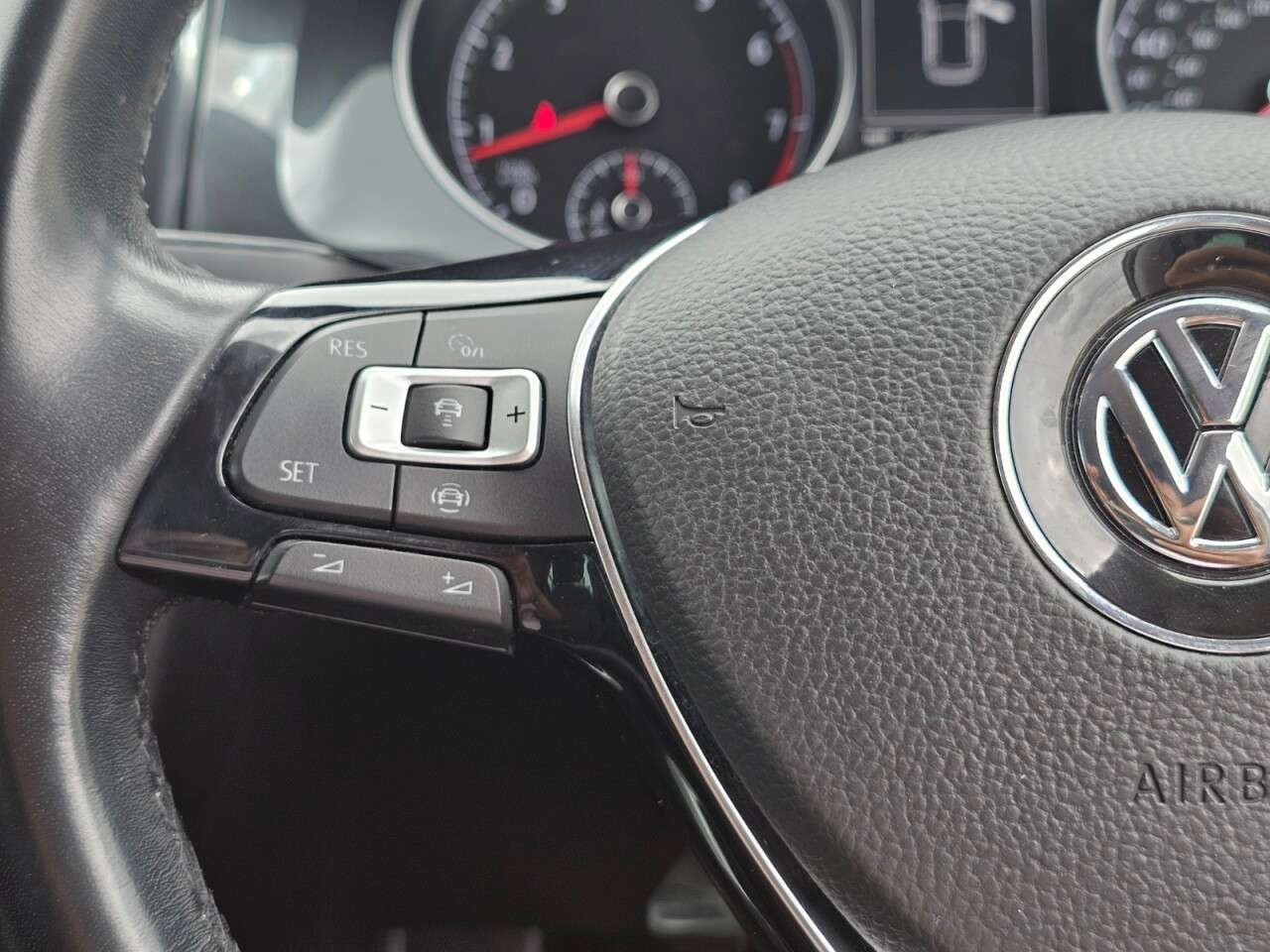 2019 VOLKSWAGEN GOLF 2019 VOLKSWAGEN GOLF