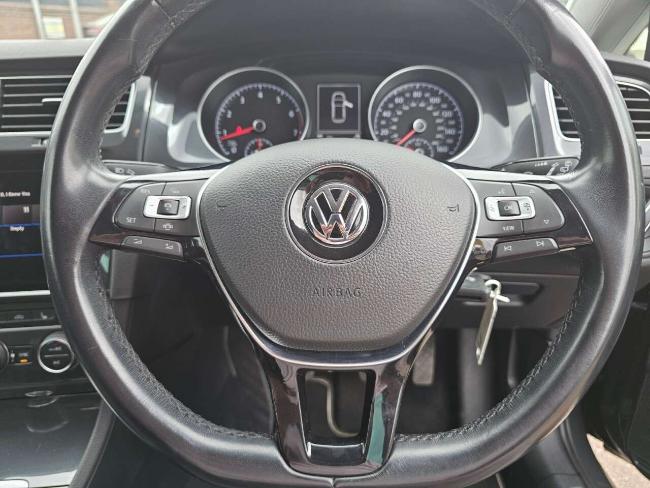 2019 VOLKSWAGEN GOLF 2019 VOLKSWAGEN GOLF