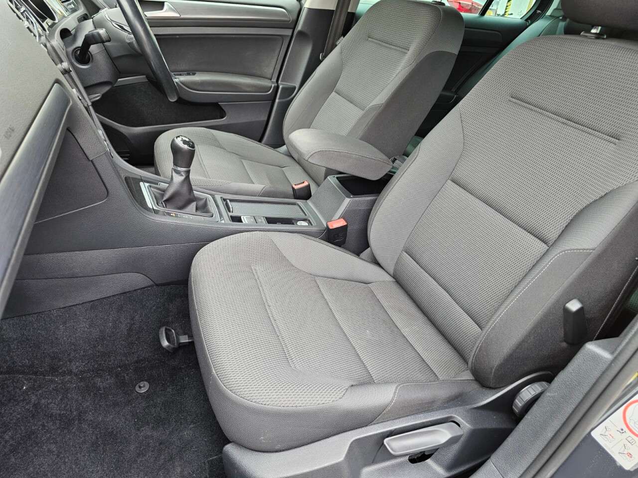 2019 VOLKSWAGEN GOLF 2019 VOLKSWAGEN GOLF