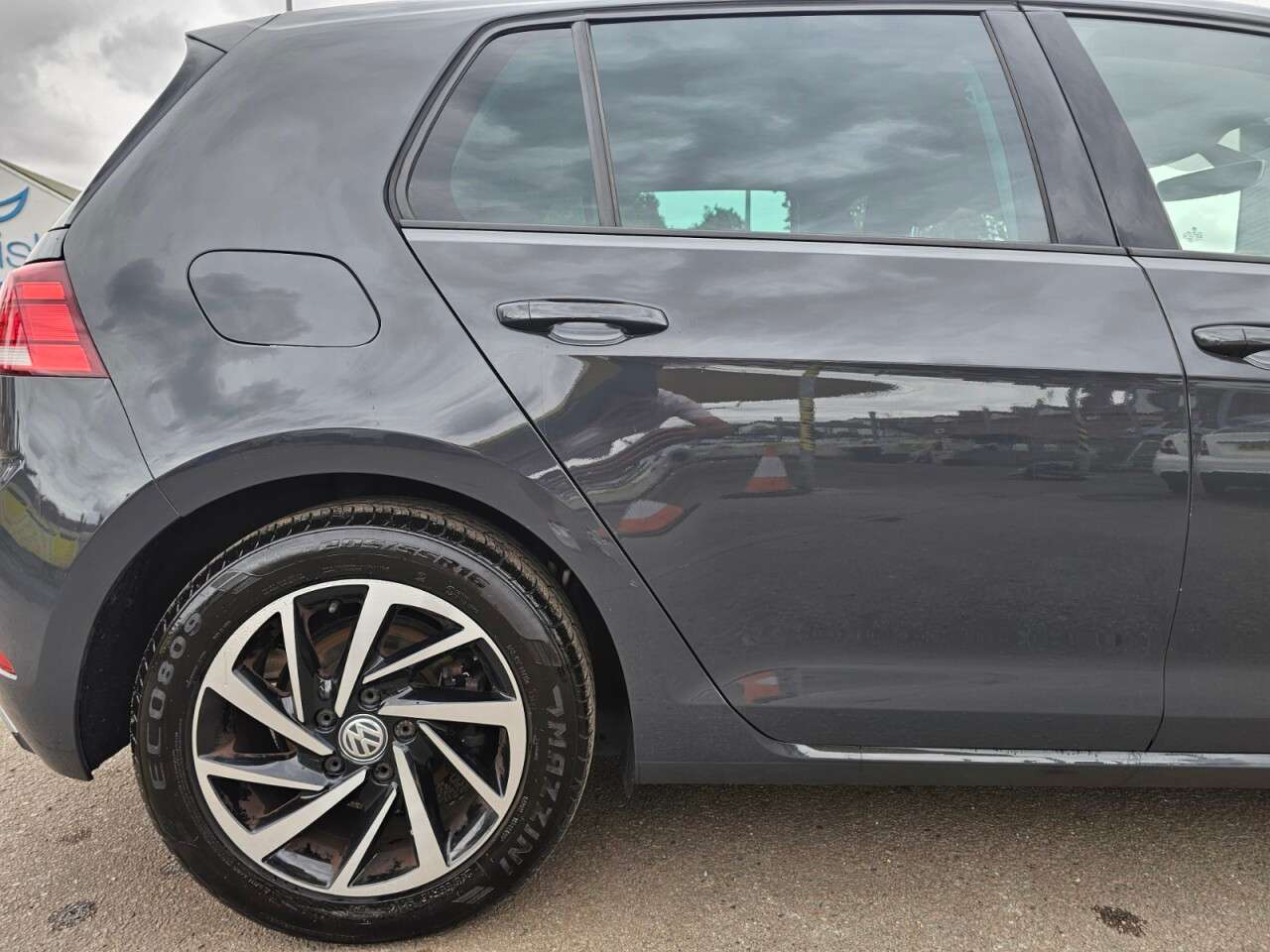 2019 VOLKSWAGEN GOLF 2019 VOLKSWAGEN GOLF