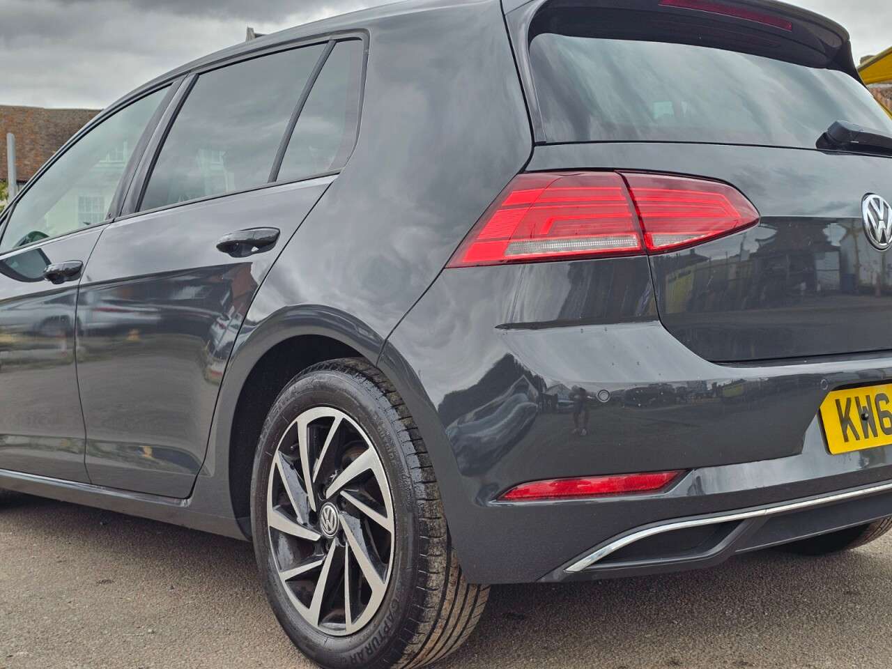2019 VOLKSWAGEN GOLF 2019 VOLKSWAGEN GOLF