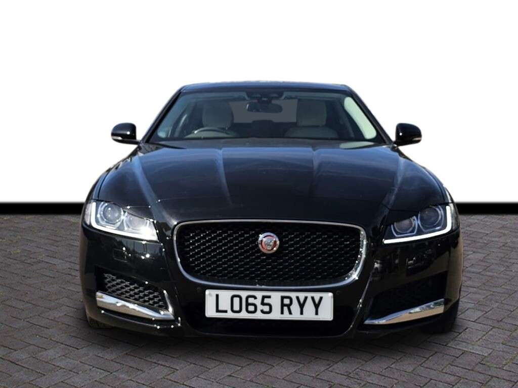 A 2015 JAGUAR XF 2.0d Portfolio Saloon 4dr Diesel Auto Euro 6 (s/s) (180 ps) 6 months warran A 2015 JAGUAR XF 2.0d Portfolio Saloon 4dr Diesel Auto Euro 6 (s/s) (180 ps) 6 months warran
