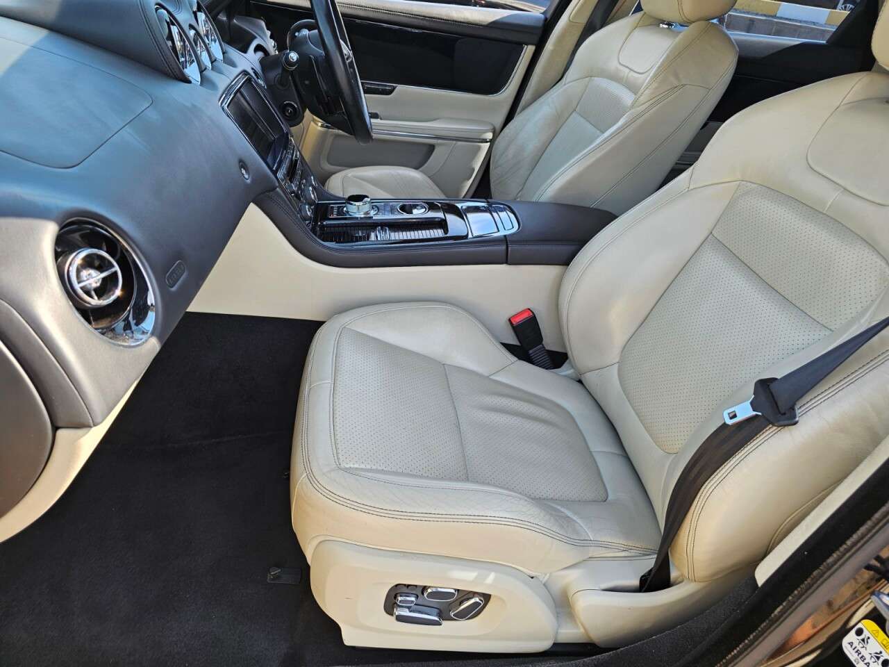 2014 JAGUAR XJ 2014 JAGUAR XJ