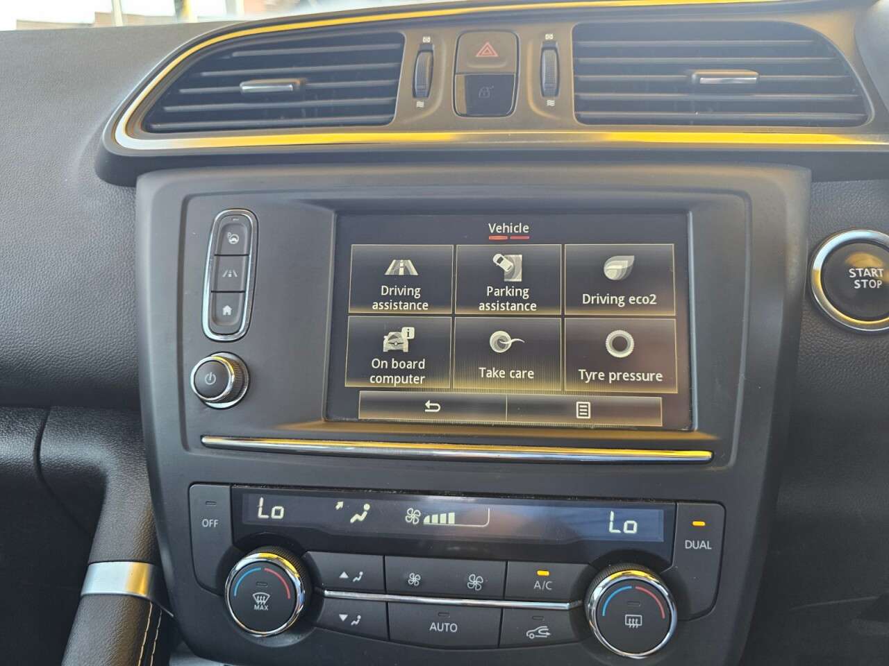 2017 RENAULT KADJAR 2017 RENAULT KADJAR