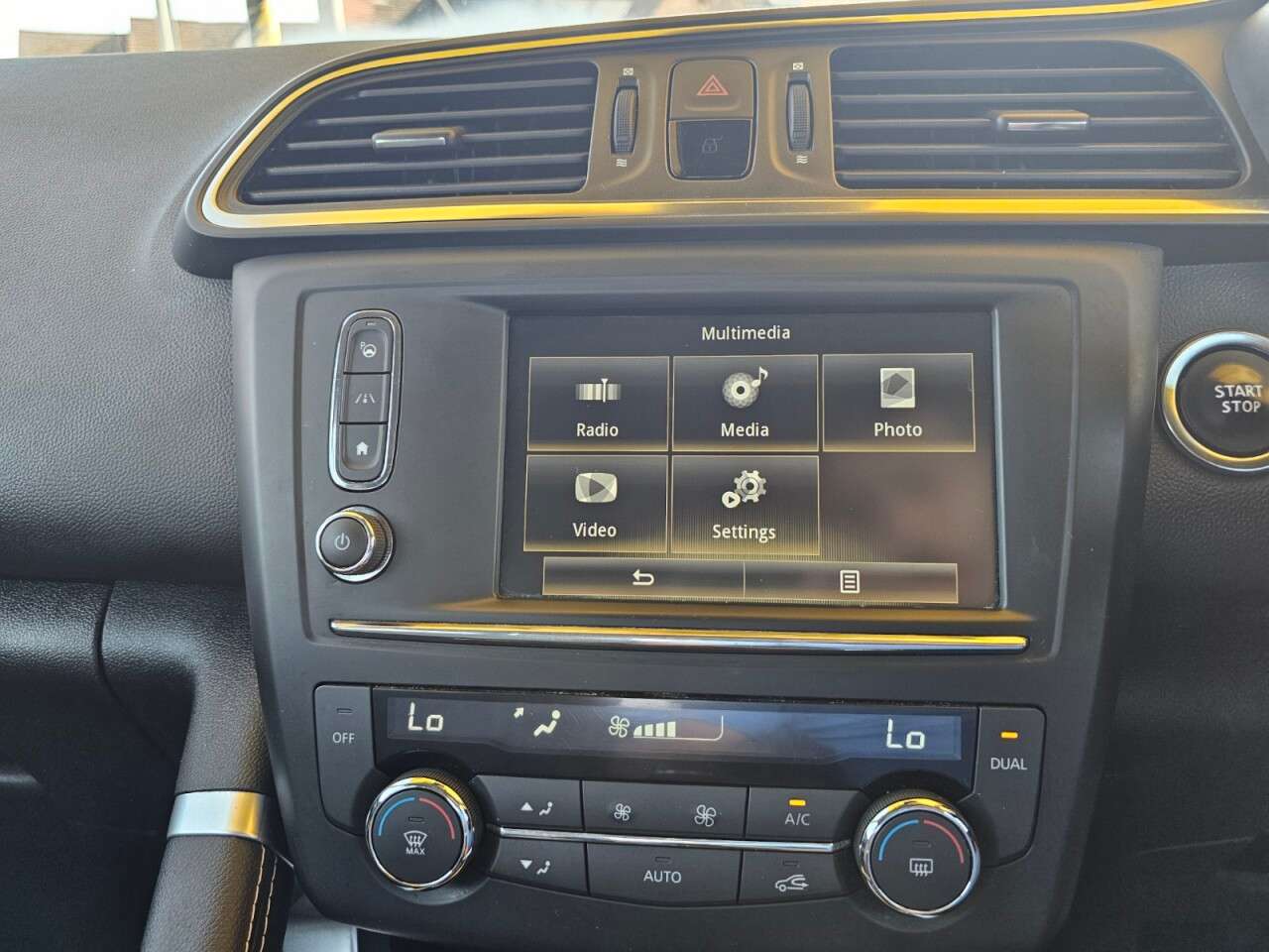 2017 RENAULT KADJAR 2017 RENAULT KADJAR