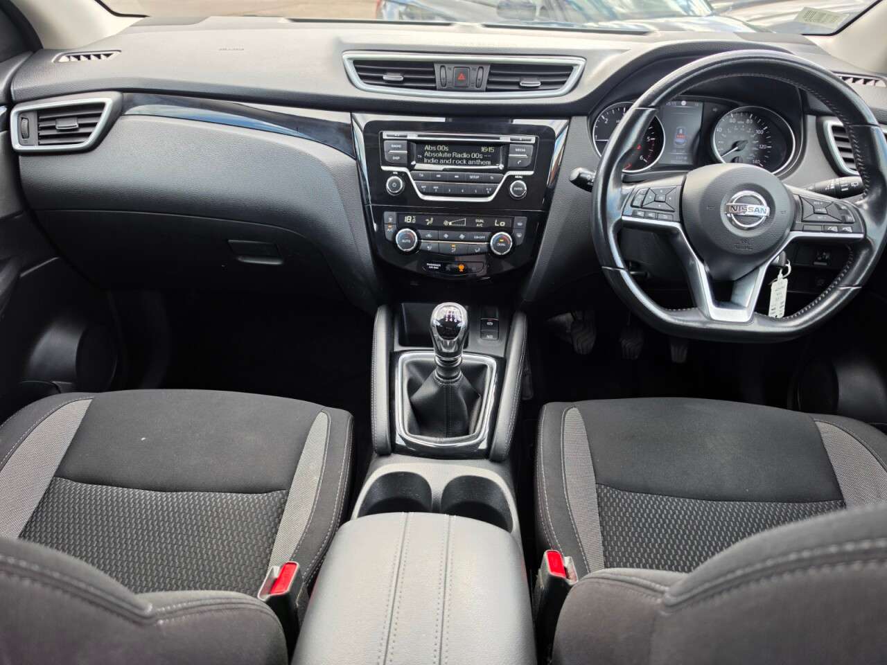 A 2018 NISSAN QASHQAI 1.5 dCi Acenta SUV 5dr Diesel Manual Euro 6 (s/s) (115 ps) 6 months warrant A 2018 NISSAN QASHQAI 1.5 dCi Acenta SUV 5dr Diesel Manual Euro 6 (s/s) (115 ps) 6 months warrant