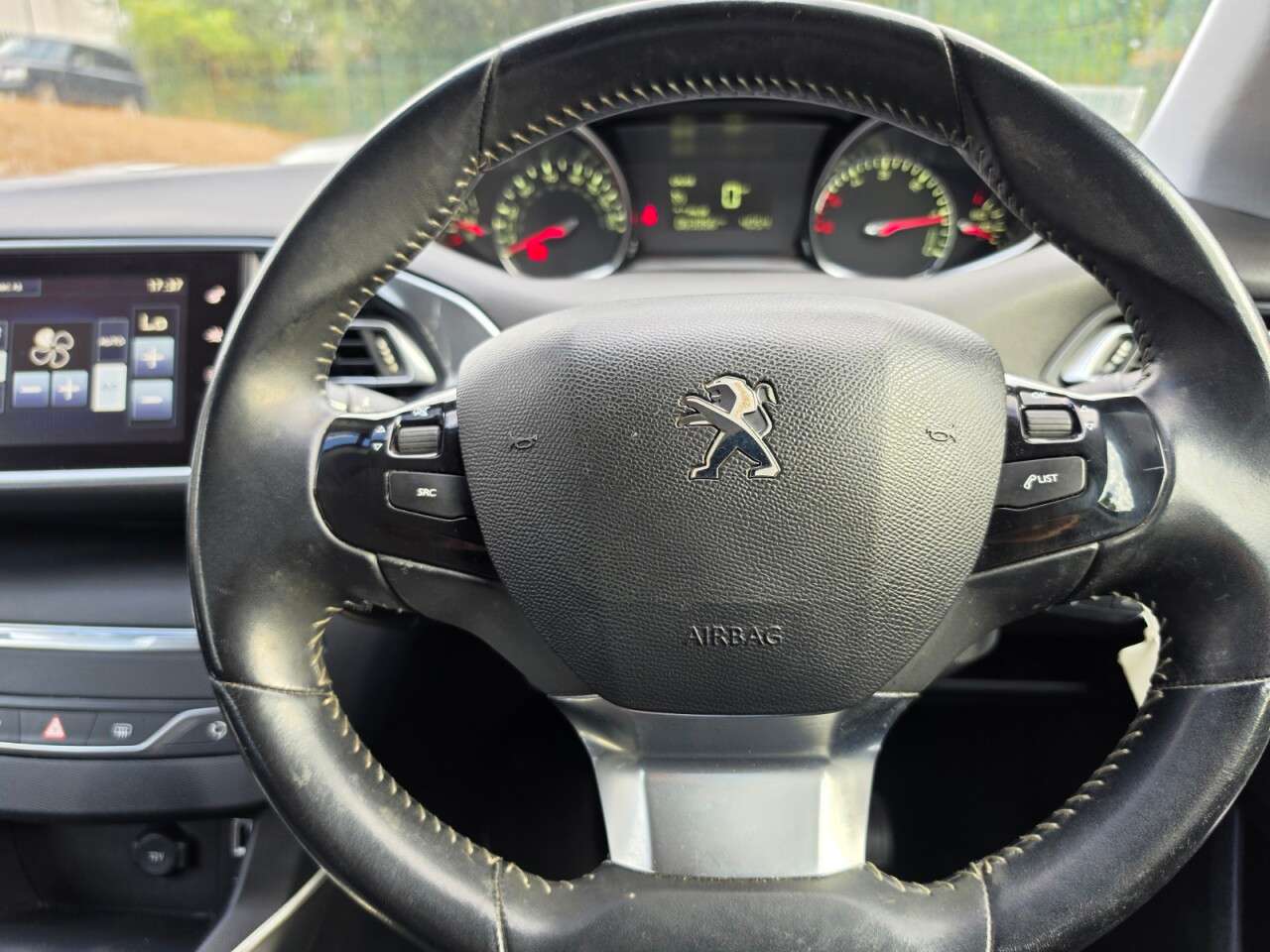 2016 PEUGEOT 308 2016 PEUGEOT 308