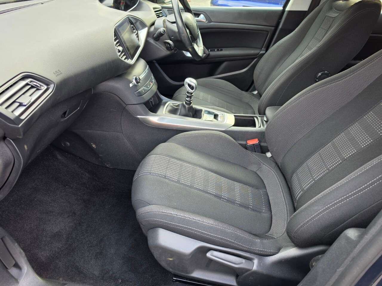 2016 PEUGEOT 308 2016 PEUGEOT 308