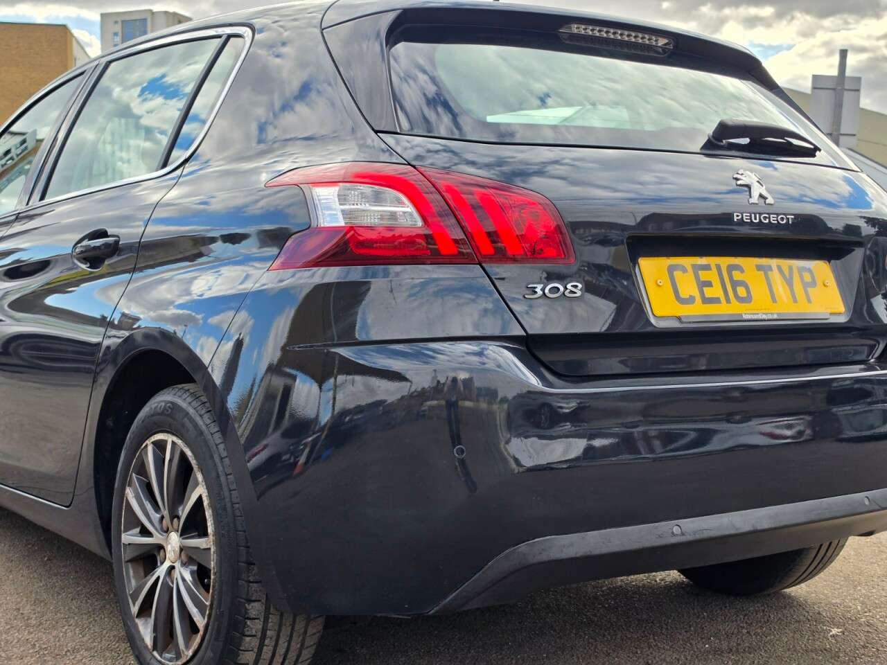 2016 PEUGEOT 308 2016 PEUGEOT 308