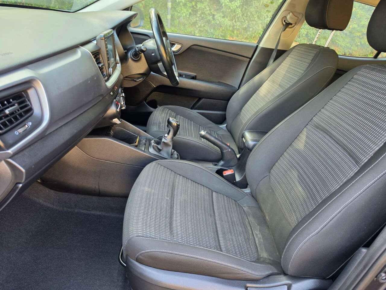 2018 KIA STONIC 2018 KIA STONIC
