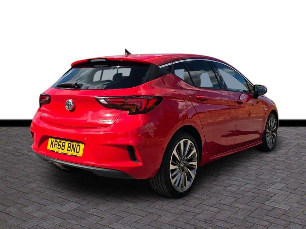 A 2018 VAUXHALL ASTRA 1.4i Turbo Ultimate Hatchback 5dr Petrol Manual Euro 6 (150 ps) 6 months wa A 2018 VAUXHALL ASTRA 1.4i Turbo Ultimate Hatchback 5dr Petrol Manual Euro 6 (150 ps) 6 months wa