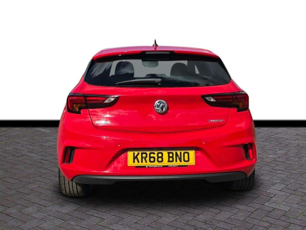 A 2018 VAUXHALL ASTRA 1.4i Turbo Ultimate Hatchback 5dr Petrol Manual Euro 6 (150 ps) 6 months wa A 2018 VAUXHALL ASTRA 1.4i Turbo Ultimate Hatchback 5dr Petrol Manual Euro 6 (150 ps) 6 months wa