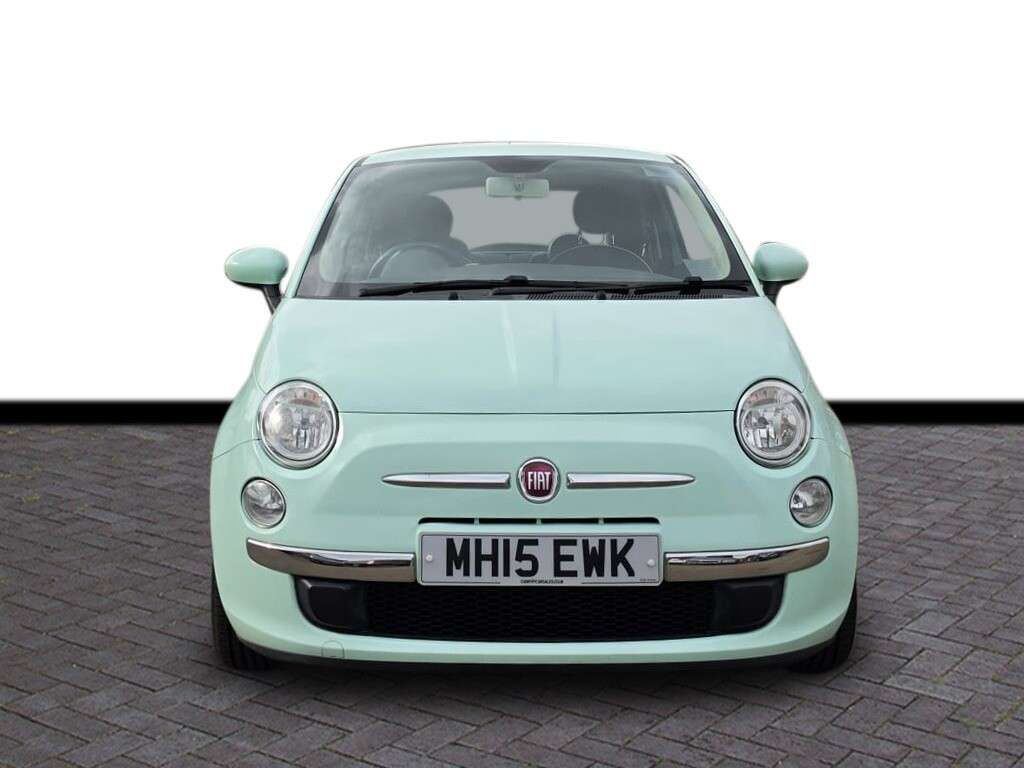 A 2015 FIAT 500 1.2 Pop Star Hatchback 3dr Petrol Dualogic Euro 6 (s/s) (69 bhp) A 2015 FIAT 500 1.2 Pop Star Hatchback 3dr Petrol Dualogic Euro 6 (s/s) (69 bhp)