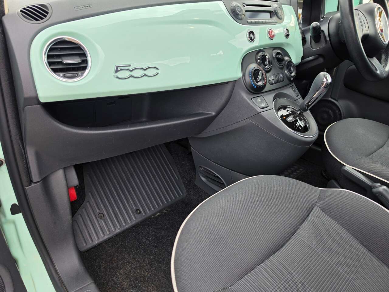 2015 FIAT 500 2015 FIAT 500