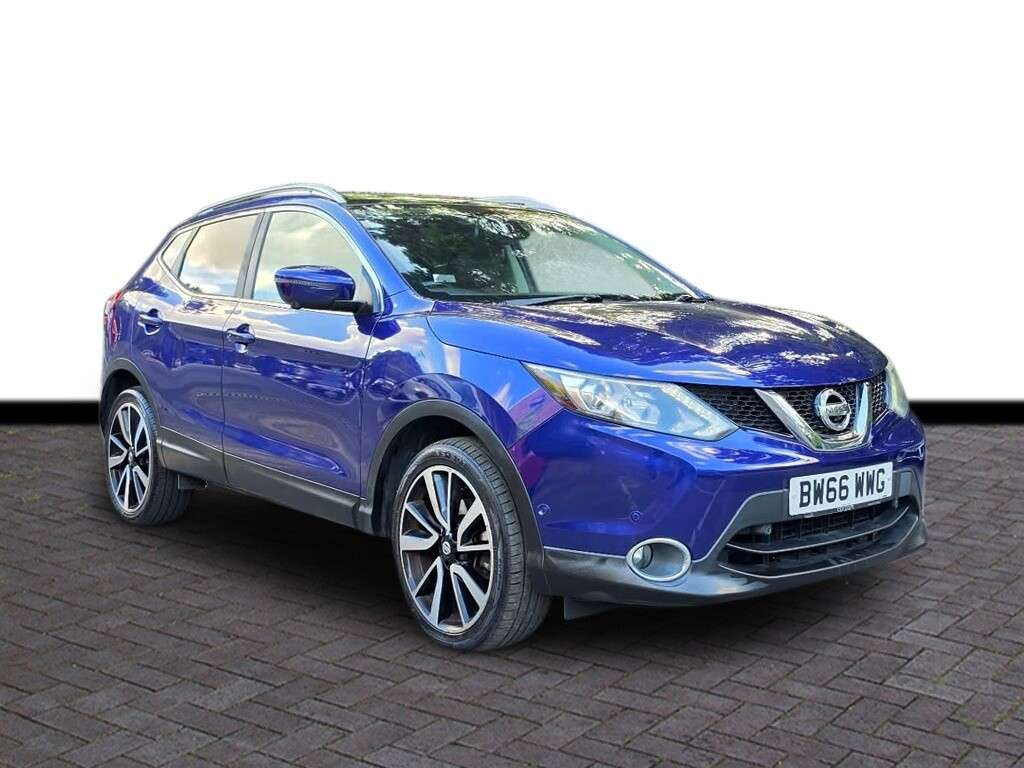 A 2016 NISSAN QASHQAI 1.5 dCi Tekna SUV 5dr Diesel Manual 2WD Euro 6 (s/s) (110 ps) 6 M Warranty A 2016 NISSAN QASHQAI 1.5 dCi Tekna SUV 5dr Diesel Manual 2WD Euro 6 (s/s) (110 ps) 6 M Warranty