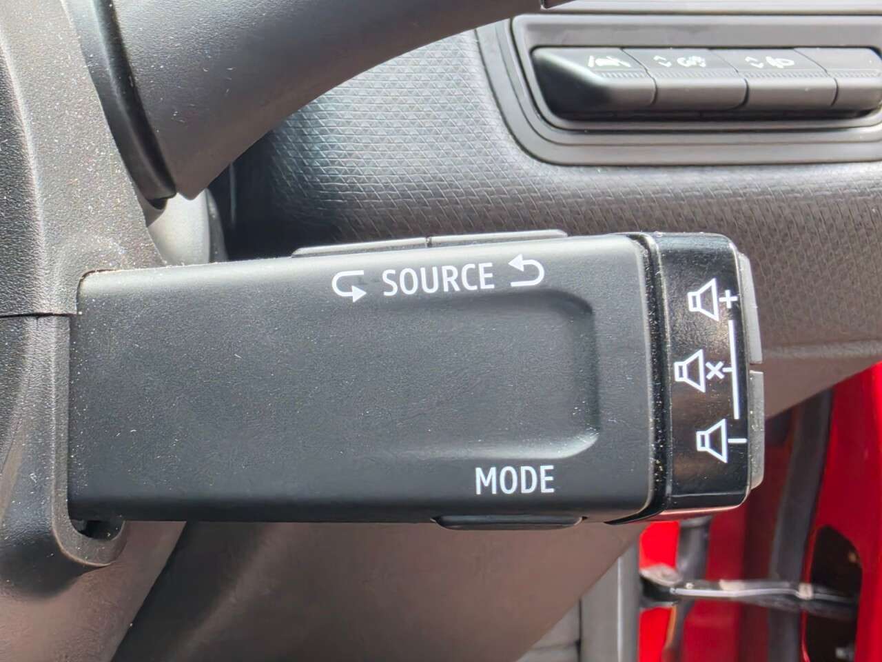 2021 RENAULT CLIO 2021 RENAULT CLIO
