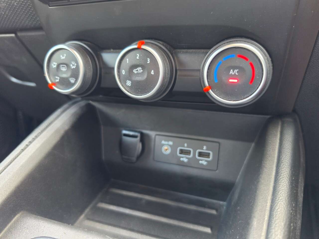 2021 RENAULT CLIO 2021 RENAULT CLIO