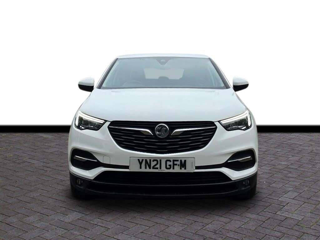 A 2021 VAUXHALL GRANDLAND X 1.5 Turbo D Business Edition Nav SUV 5dr Diesel Manual Euro 6 (s/s) (130 ps A 2021 VAUXHALL GRANDLAND X 1.5 Turbo D Business Edition Nav SUV 5dr Diesel Manual Euro 6 (s/s) (130 ps