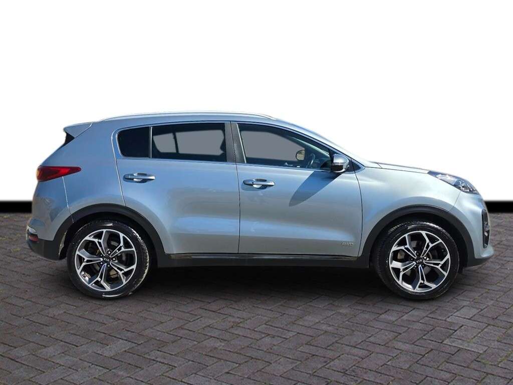 A 2018 KIA SPORTAGE 1.6 CRDi GT-Line SUV 5dr Diesel DCT AWD Euro 6 (s/s) (134 bhp) 6 M warranty A 2018 KIA SPORTAGE 1.6 CRDi GT-Line SUV 5dr Diesel DCT AWD Euro 6 (s/s) (134 bhp) 6 M warranty