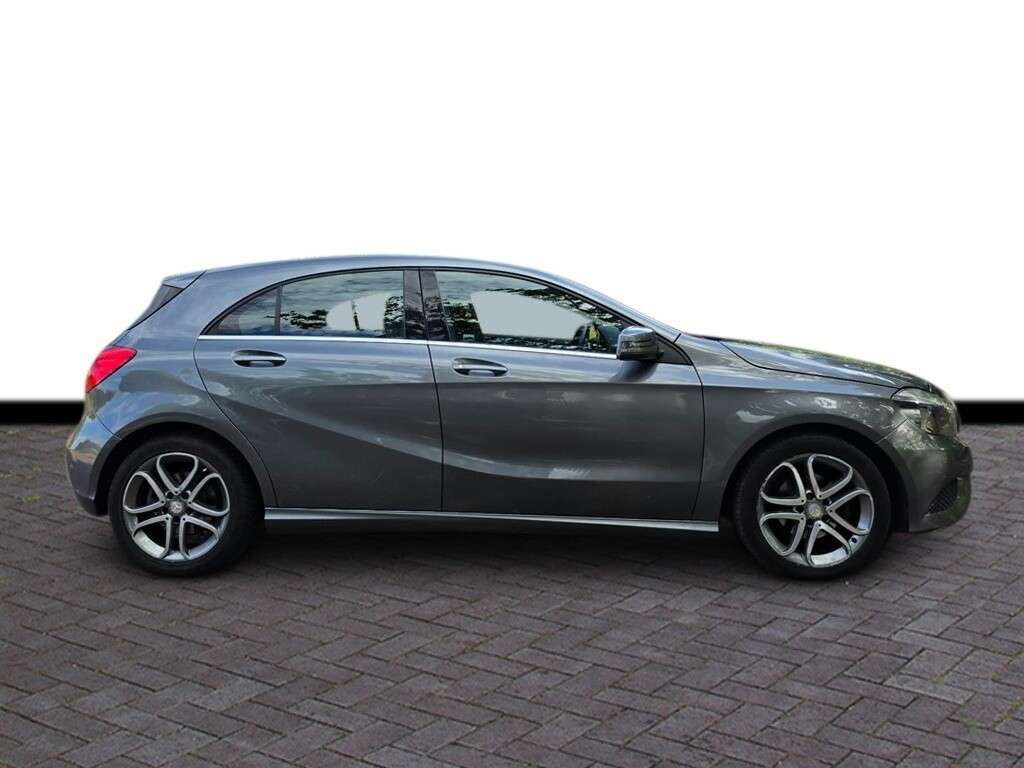 A 2015 MERCEDES-BENZ A CLASS 1.5 A180 CDI Sport Hatchback 5dr Diesel 7G-DCT Euro 5 (s/s) (109 ps) 6 mont A 2015 MERCEDES-BENZ A CLASS 1.5 A180 CDI Sport Hatchback 5dr Diesel 7G-DCT Euro 5 (s/s) (109 ps) 6 mont