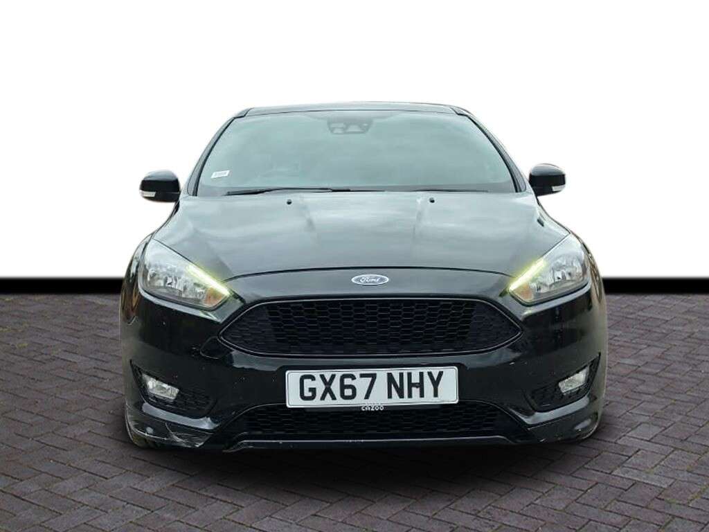 A 2017 FORD FOCUS ST-LINE A 2017 FORD FOCUS ST-LINE