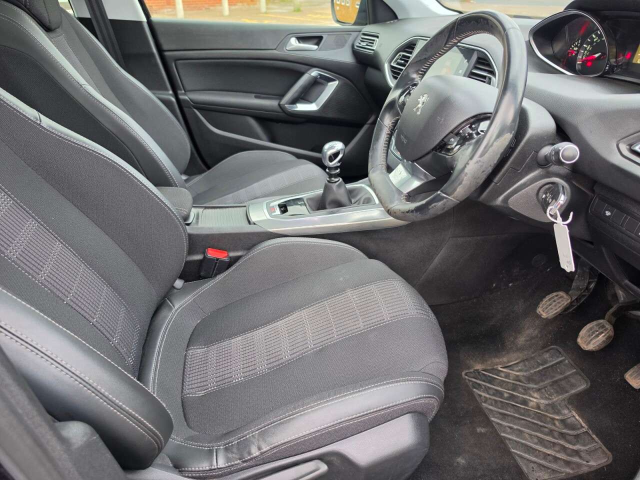 2018 PEUGEOT 308 2018 PEUGEOT 308