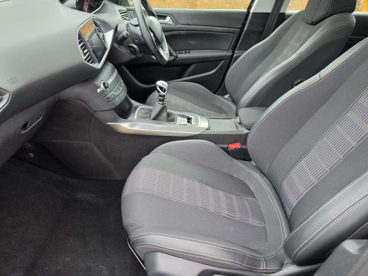2018 PEUGEOT 308 2018 PEUGEOT 308