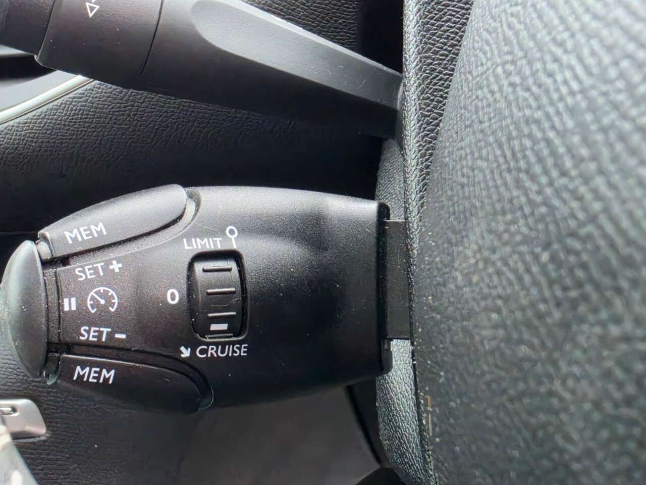 2018 PEUGEOT 308 2018 PEUGEOT 308