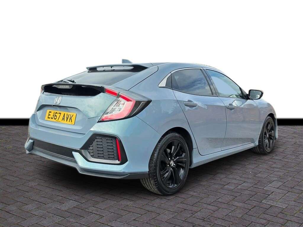 A 2017 HONDA CIVIC 1.0 VTEC Turbo SR Hatchback 5dr Petrol CVT Euro 6 (s/s) (129 ps) 6 months w A 2017 HONDA CIVIC 1.0 VTEC Turbo SR Hatchback 5dr Petrol CVT Euro 6 (s/s) (129 ps) 6 months w