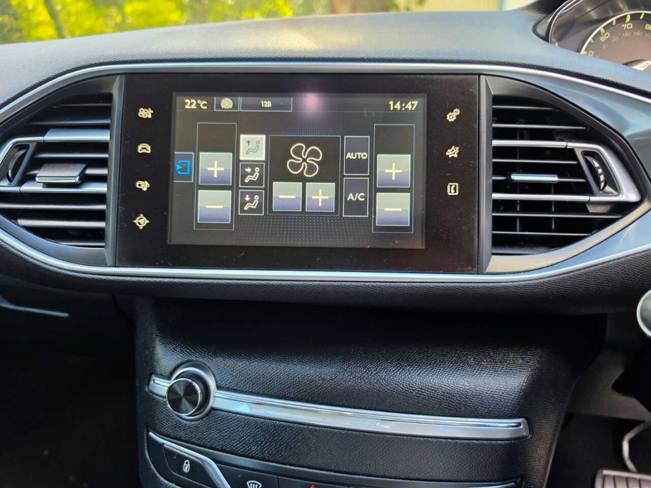 2015 PEUGEOT 308 2015 PEUGEOT 308