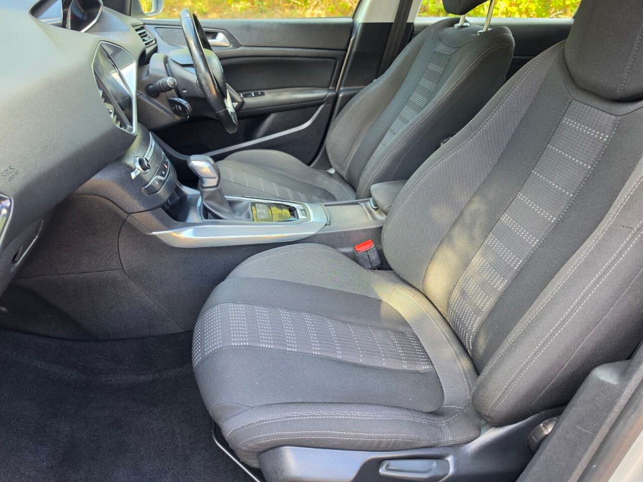 2015 PEUGEOT 308 2015 PEUGEOT 308