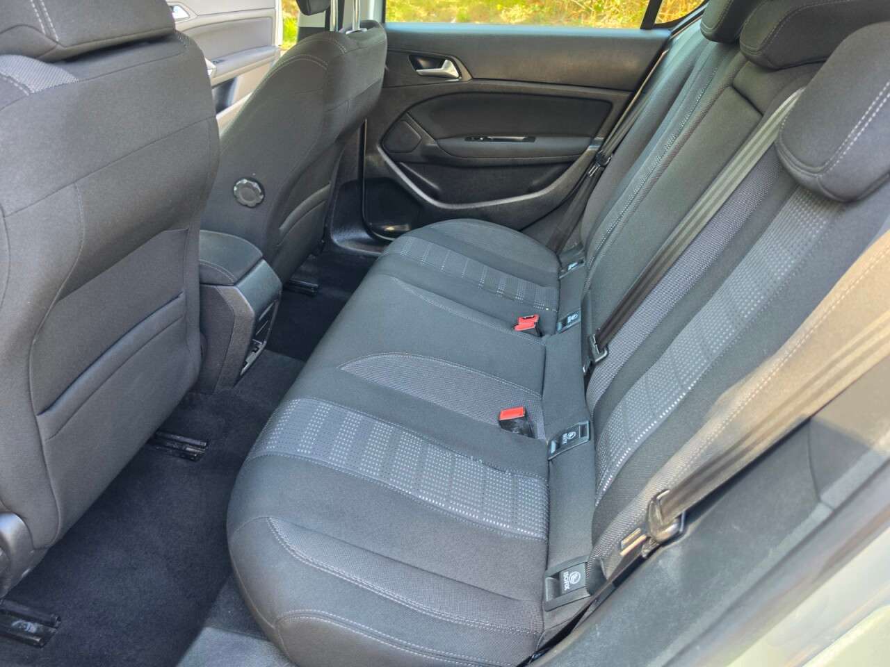 2015 PEUGEOT 308 2015 PEUGEOT 308
