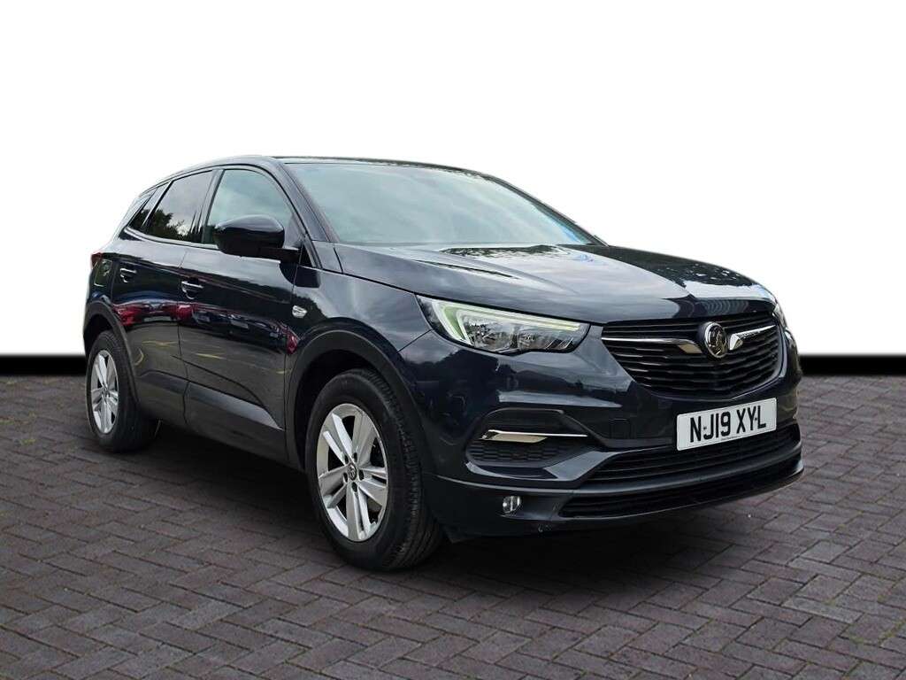 A 2019 VAUXHALL GRANDLAND X 1.2 Turbo GPF SE SUV 5dr Petrol Manual Euro 6 (s/s) (130 ps) 6 months warra A 2019 VAUXHALL GRANDLAND X 1.2 Turbo GPF SE SUV 5dr Petrol Manual Euro 6 (s/s) (130 ps) 6 months warra