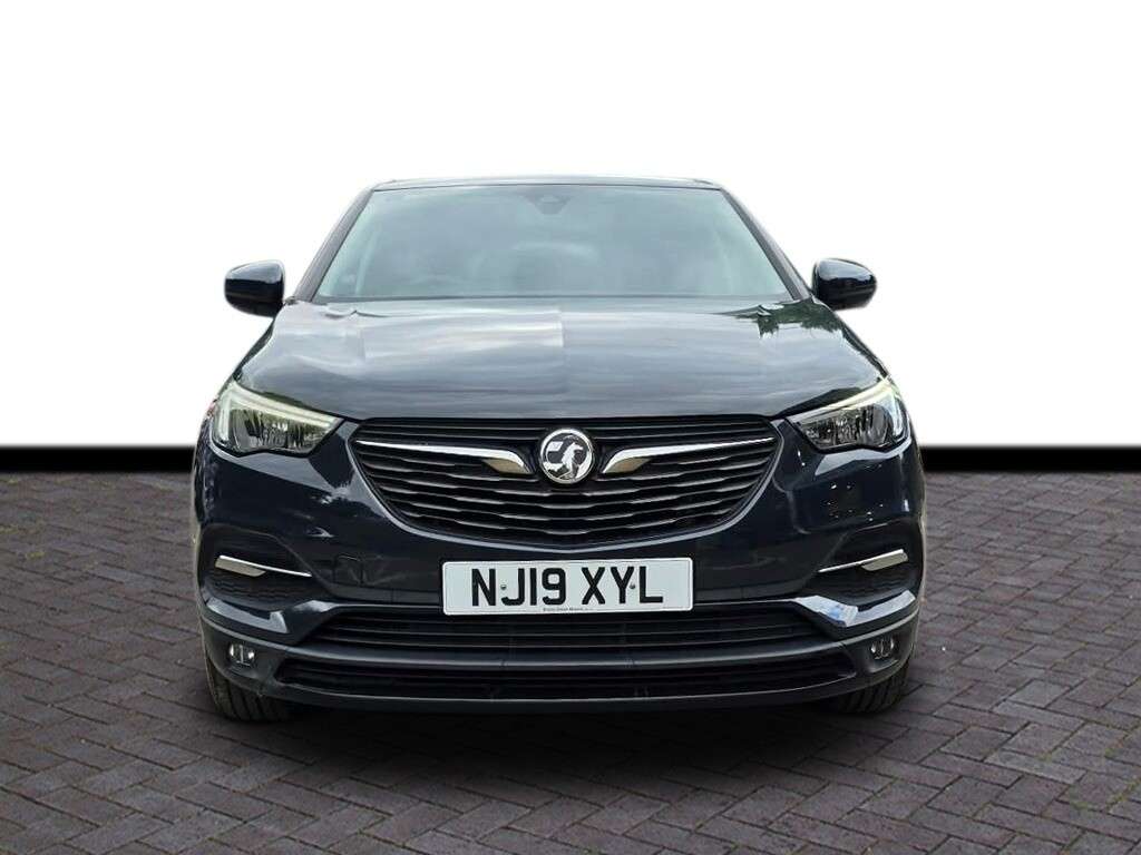 A 2019 VAUXHALL GRANDLAND X 1.2 Turbo GPF SE SUV 5dr Petrol Manual Euro 6 (s/s) (130 ps) 6 months warra A 2019 VAUXHALL GRANDLAND X 1.2 Turbo GPF SE SUV 5dr Petrol Manual Euro 6 (s/s) (130 ps) 6 months warra