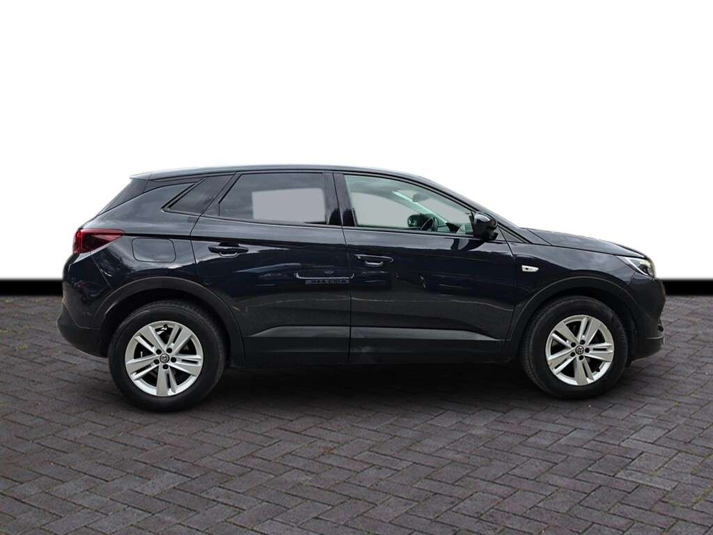 A 2019 VAUXHALL GRANDLAND X 1.2 Turbo GPF SE SUV 5dr Petrol Manual Euro 6 (s/s) (130 ps) 6 months warra A 2019 VAUXHALL GRANDLAND X 1.2 Turbo GPF SE SUV 5dr Petrol Manual Euro 6 (s/s) (130 ps) 6 months warra