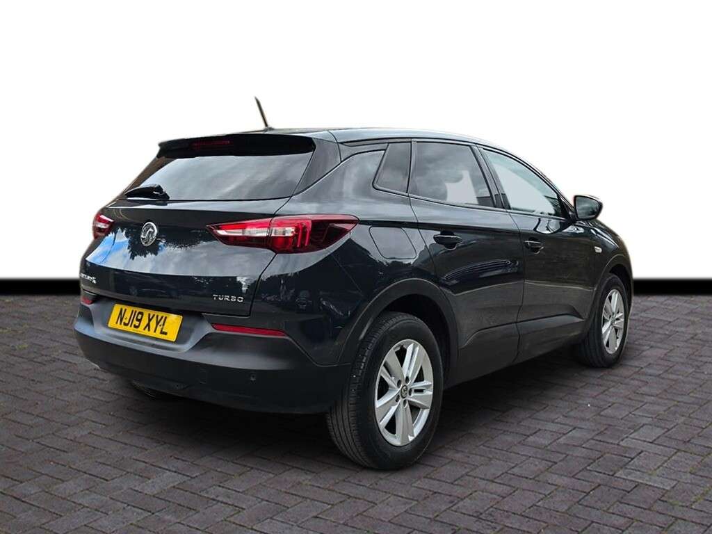 A 2019 VAUXHALL GRANDLAND X 1.2 Turbo GPF SE SUV 5dr Petrol Manual Euro 6 (s/s) (130 ps) 6 months warra A 2019 VAUXHALL GRANDLAND X 1.2 Turbo GPF SE SUV 5dr Petrol Manual Euro 6 (s/s) (130 ps) 6 months warra