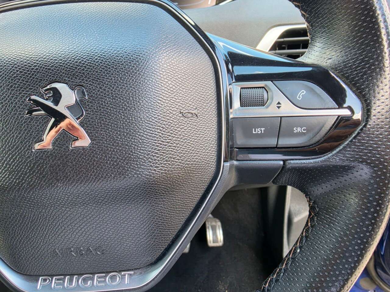 2018 PEUGEOT 3008 2018 PEUGEOT 3008