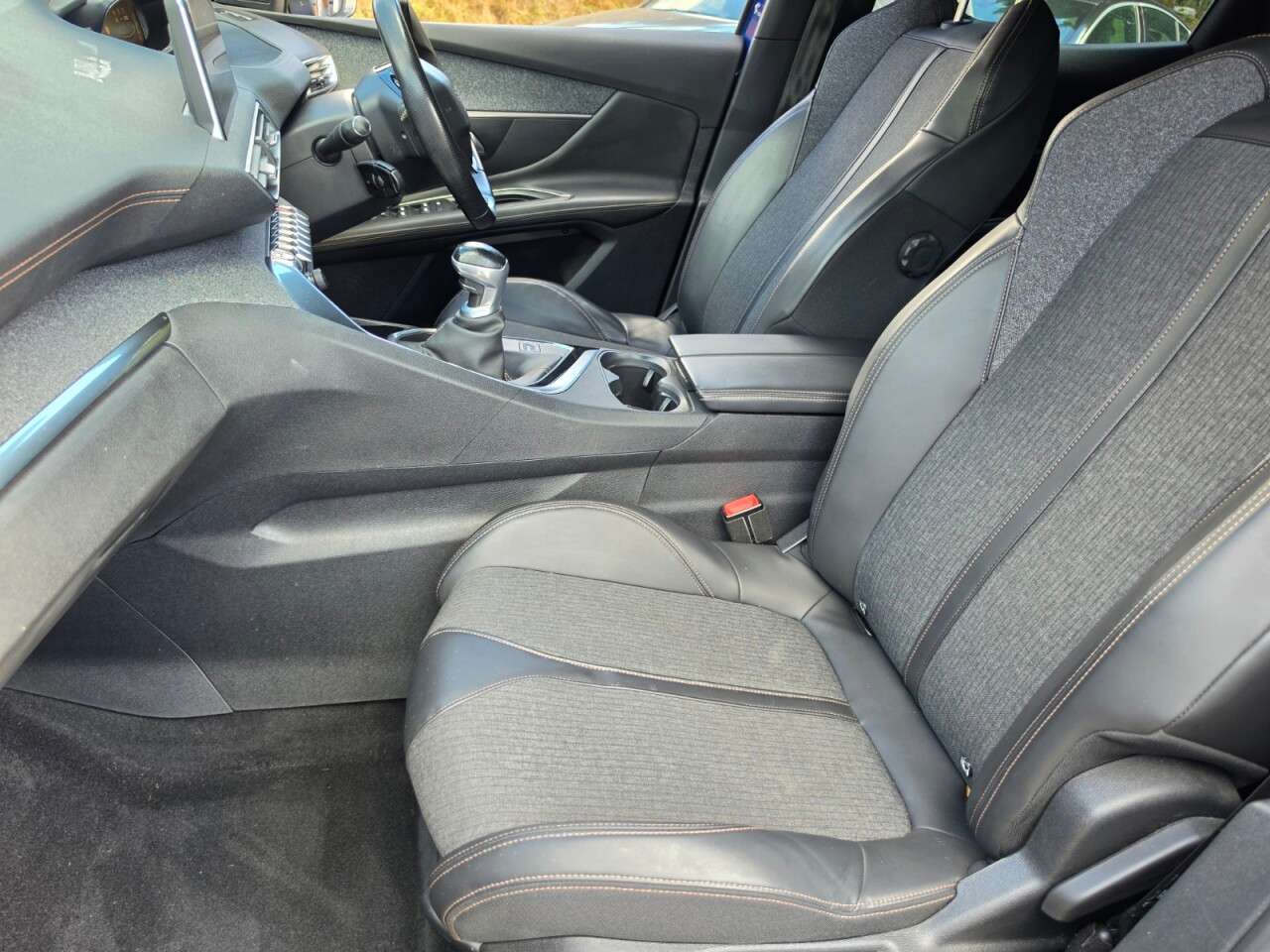 2018 PEUGEOT 3008 2018 PEUGEOT 3008
