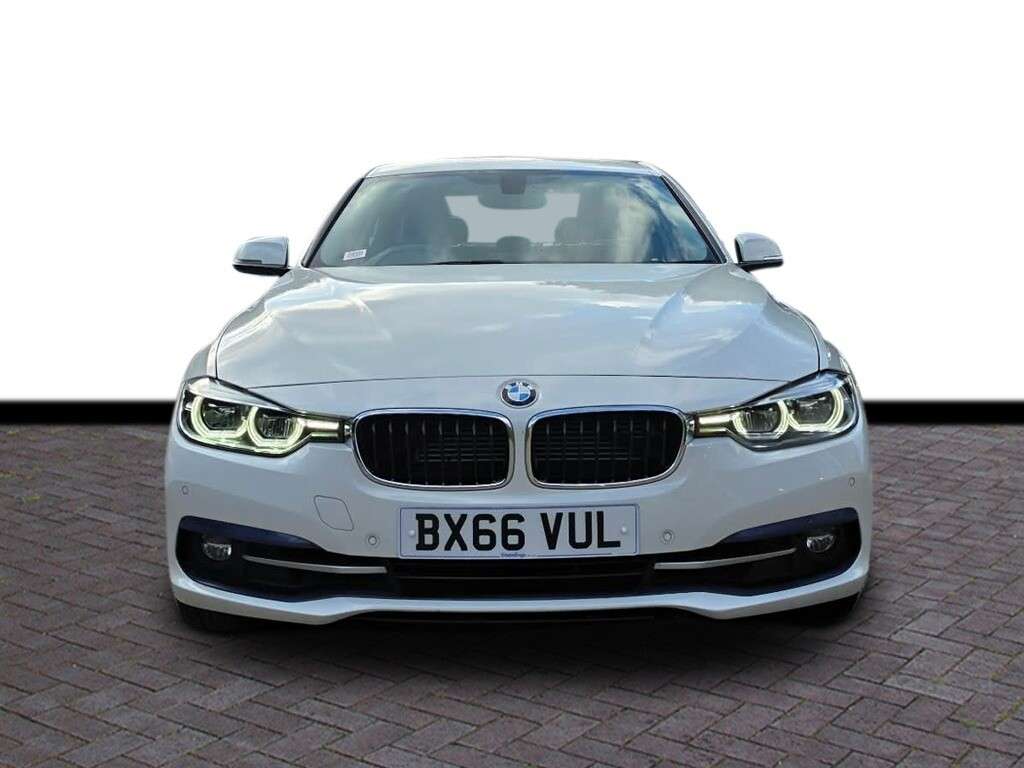 A 2016 BMW 3 SERIES 2.0 330e 7.6kWh Sport Saloon 4dr Petrol Plug-in Hybrid Auto Euro 6 (s/s) (2 A 2016 BMW 3 SERIES 2.0 330e 7.6kWh Sport Saloon 4dr Petrol Plug-in Hybrid Auto Euro 6 (s/s) (2