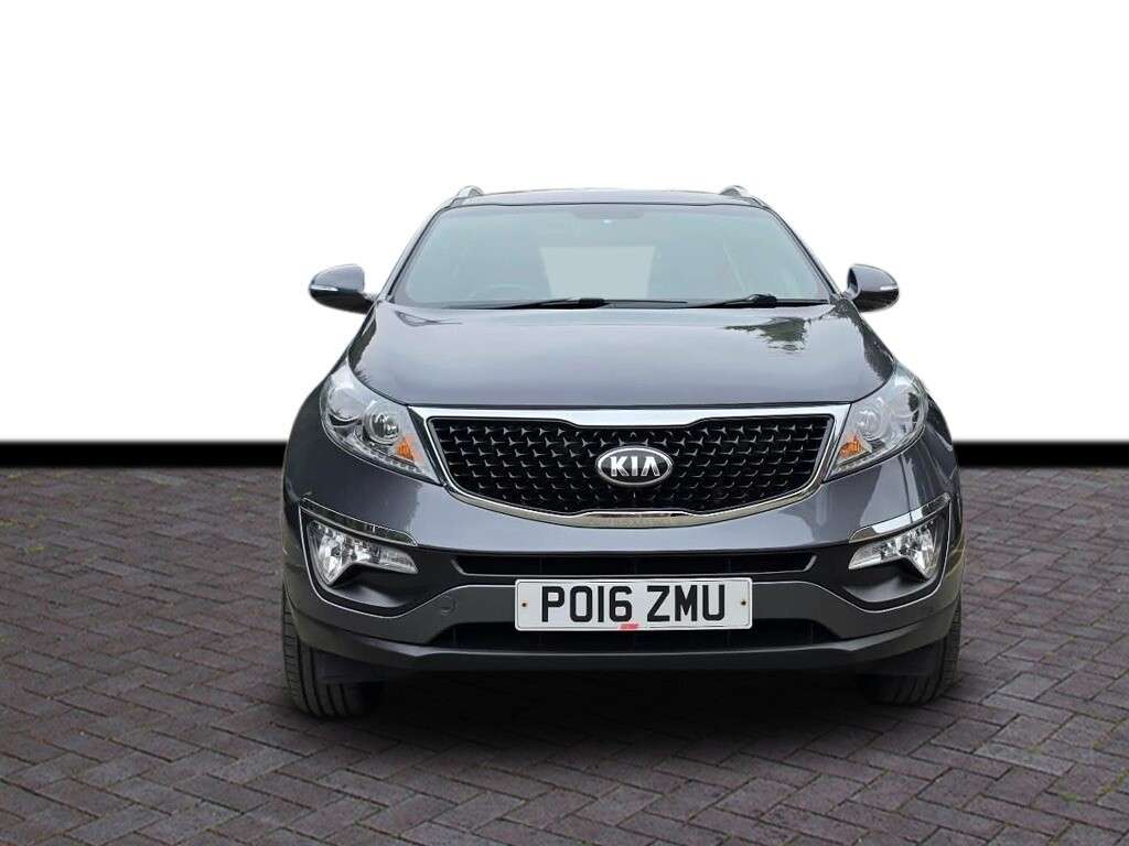 A 2016 KIA SPORTAGE 1.7 CRDi EcoDynamics Axis Edition SUV 5dr Diesel Manual 2WD Euro 6 (s/s) (1 A 2016 KIA SPORTAGE 1.7 CRDi EcoDynamics Axis Edition SUV 5dr Diesel Manual 2WD Euro 6 (s/s) (1