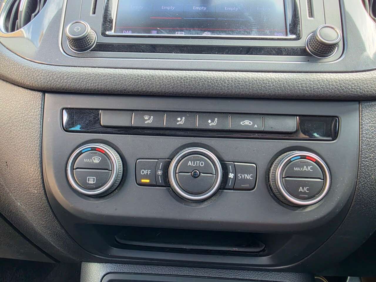 2016 VOLKSWAGEN TIGUAN 2016 VOLKSWAGEN TIGUAN