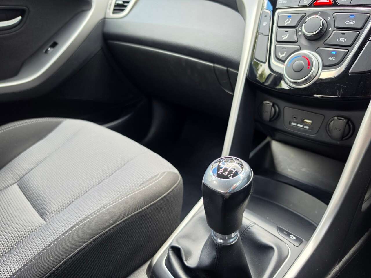 2016 HYUNDAI I30 2016 HYUNDAI I30