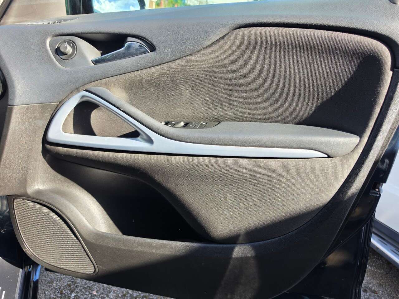 2017 VAUXHALL ZAFIRA TOURER 2017 VAUXHALL ZAFIRA TOURER