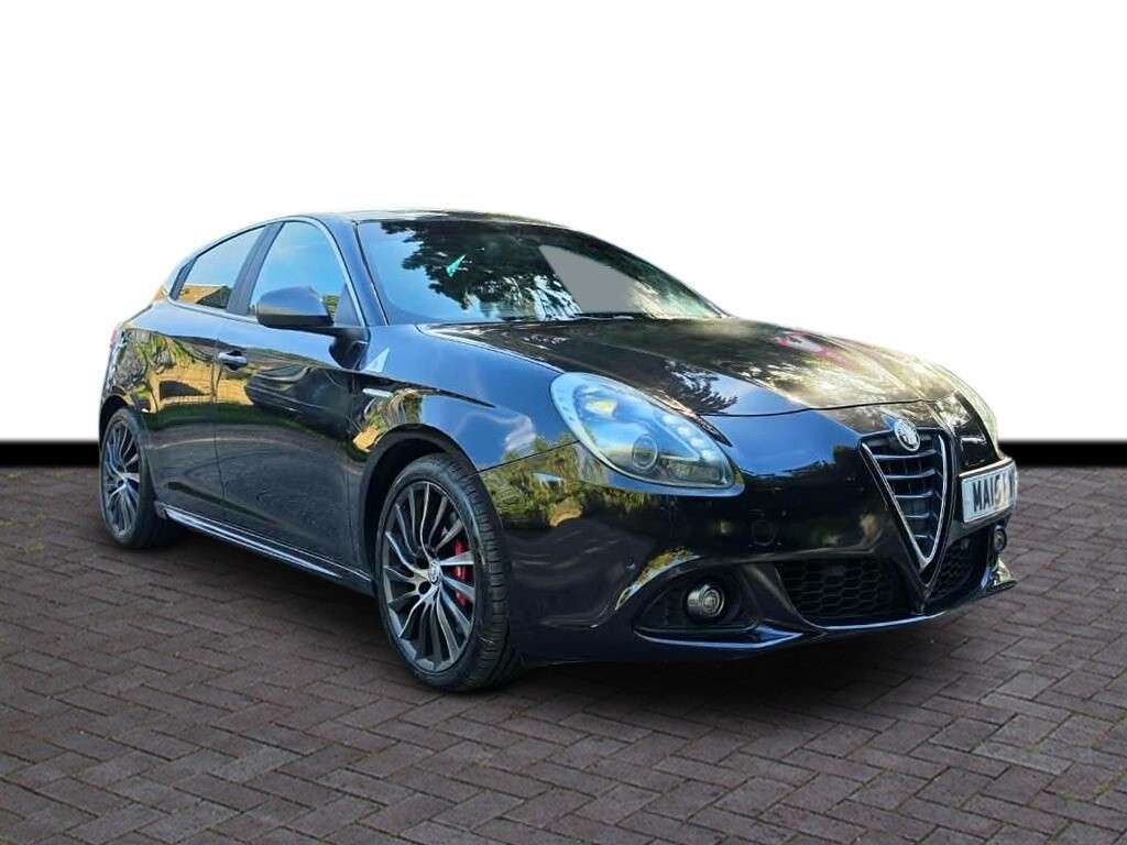 A 2015 ALFA ROMEO GIULIETTA 1750 TBi Quadrifoglio Verde Hatchback 5dr Petrol TCT Euro 6 (s/s) (240 bhp) A 2015 ALFA ROMEO GIULIETTA 1750 TBi Quadrifoglio Verde Hatchback 5dr Petrol TCT Euro 6 (s/s) (240 bhp)