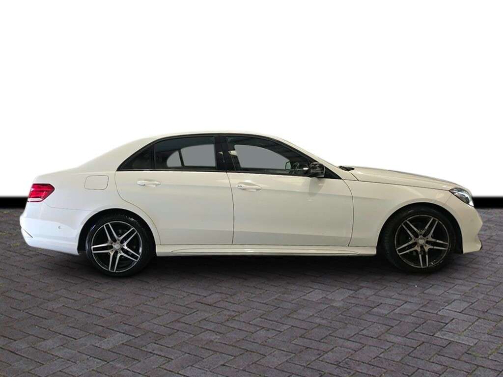 A 2015 MERCEDES-BENZ E CLASS 2.1 E220 BlueTEC AMG Night Edition (Premium) Saloon 4dr Diesel G-Tronic+ Eu A 2015 MERCEDES-BENZ E CLASS 2.1 E220 BlueTEC AMG Night Edition (Premium) Saloon 4dr Diesel G-Tronic+ Eu