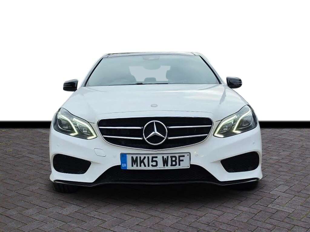 A 2015 MERCEDES-BENZ E CLASS 2.1 E220 BlueTEC AMG Night Edition (Premium) Saloon 4dr Diesel G-Tronic+ Eu A 2015 MERCEDES-BENZ E CLASS 2.1 E220 BlueTEC AMG Night Edition (Premium) Saloon 4dr Diesel G-Tronic+ Eu
