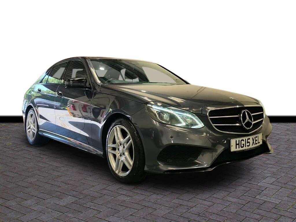 A 2015 MERCEDES-BENZ E CLASS 2.1 E250 CDI AMG Night Edition Saloon 4dr Diesel G-Tronic+ Euro 5 (s/s) (20 A 2015 MERCEDES-BENZ E CLASS 2.1 E250 CDI AMG Night Edition Saloon 4dr Diesel G-Tronic+ Euro 5 (s/s) (20