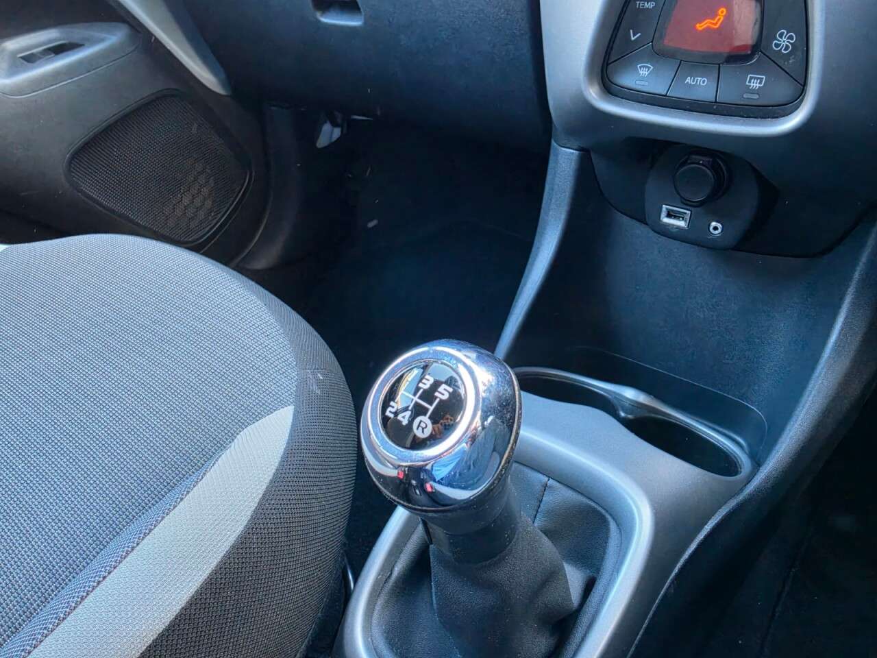 2020 TOYOTA AYGO 2020 TOYOTA AYGO