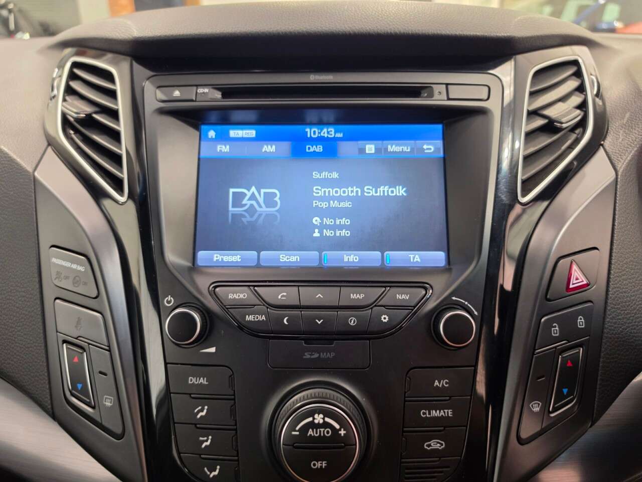 2015 HYUNDAI I40 2015 HYUNDAI I40